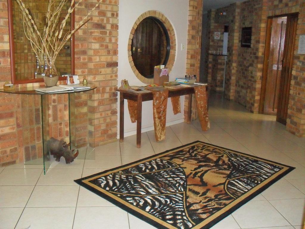 8 Royal Palm B&B Umhlanga Rocks Εξωτερικό φωτογραφία