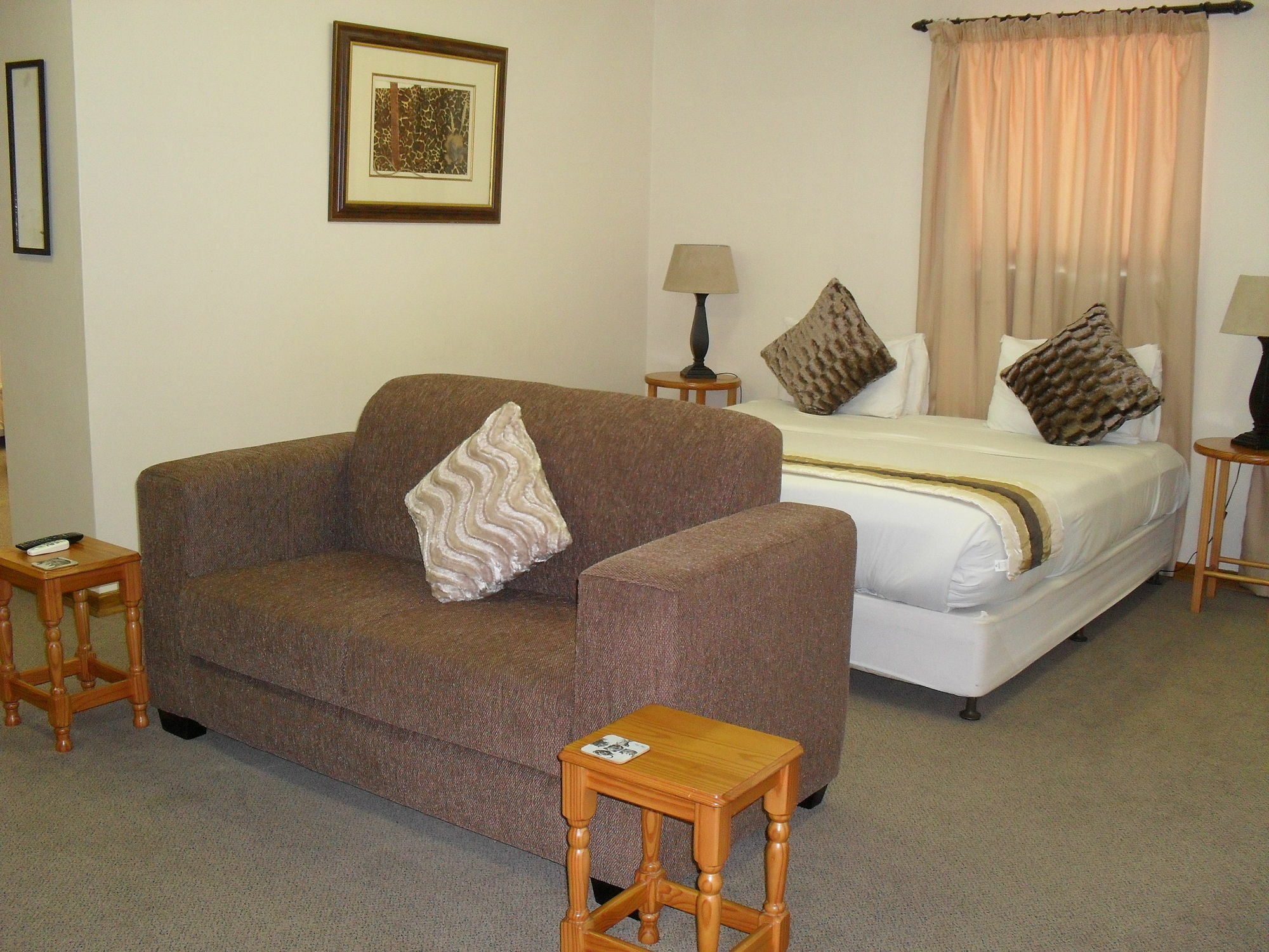 8 Royal Palm B&B Umhlanga Rocks Εξωτερικό φωτογραφία